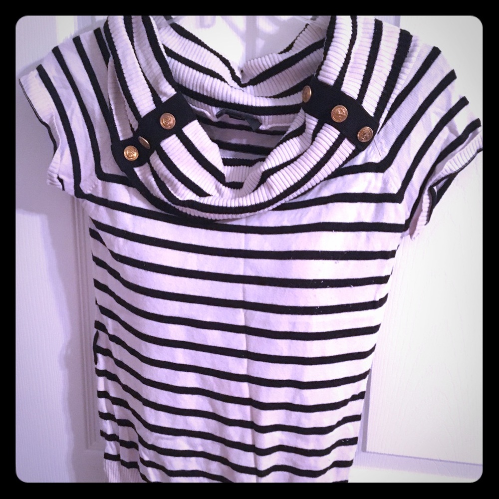 BCX short sleeved sweater